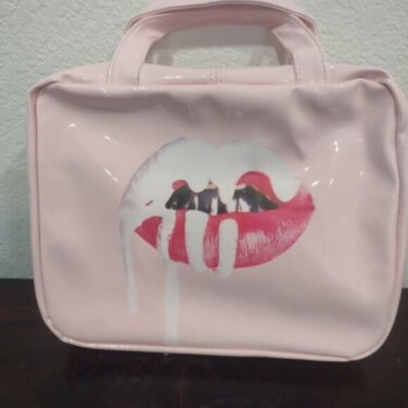Kylie Cosmetics Handbags - Kylie Skin Cosmetics Travel Bag w/ Kylie Lips Print Design, Excellent Condition